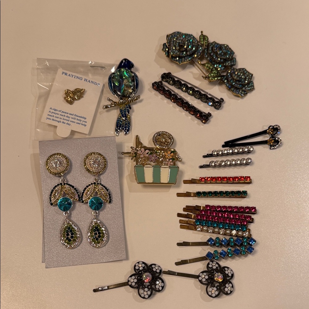Brooches and Rhinestone Hair Accessories Set